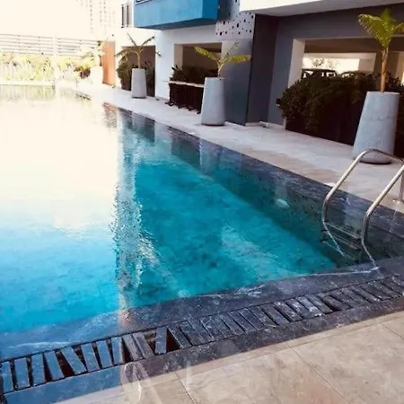 Mckenziegold 6, Luxury 1-bedroom By Myguest Cyprus アパート