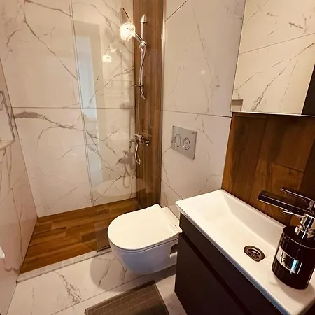 Mckenziegold 6, Luxury 1-bedroom By Myguest Cyprus