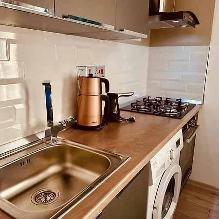 Mckenziegold 6, Luxury 1-bedroom By Myguest Cyprus アパート