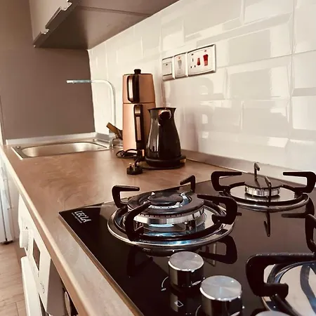 Mckenziegold 6, Luxury 1-bedroom By Myguest Cyprus شقة *